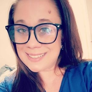 Meet your Posher, Stacy